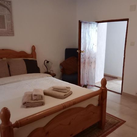 Casa En La Plaza, Hinojares - Ideal For Exploring The Area Exterior photo