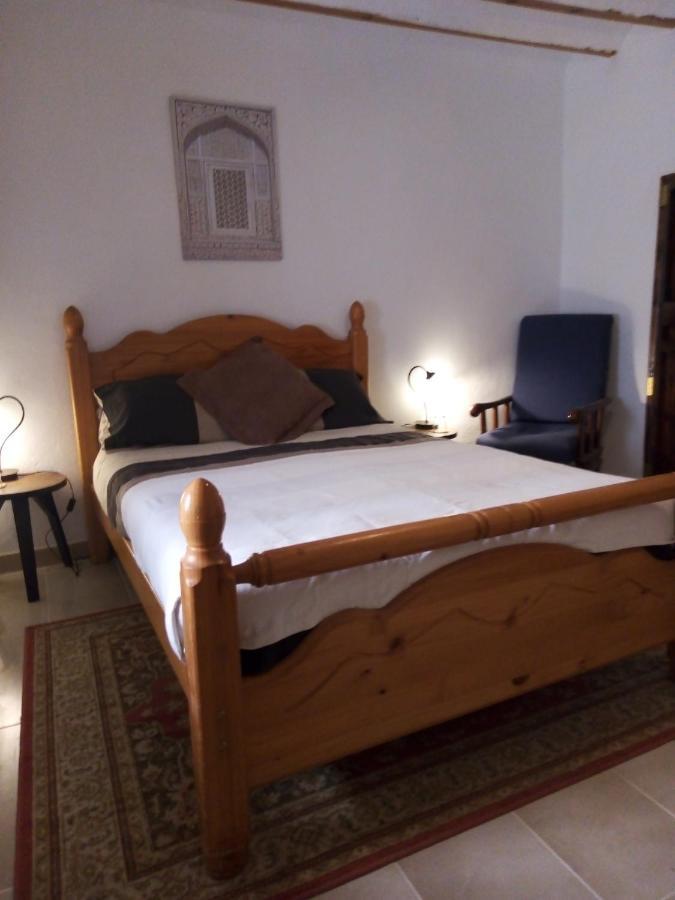 Casa En La Plaza, Hinojares - Ideal For Exploring The Area Exterior photo