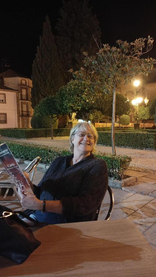 Casa En La Plaza, Hinojares - Ideal For Exploring The Area Exterior photo